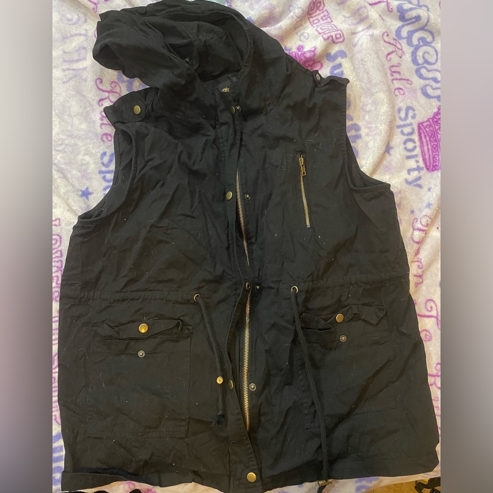Zenana brand Black utility vest size 2x